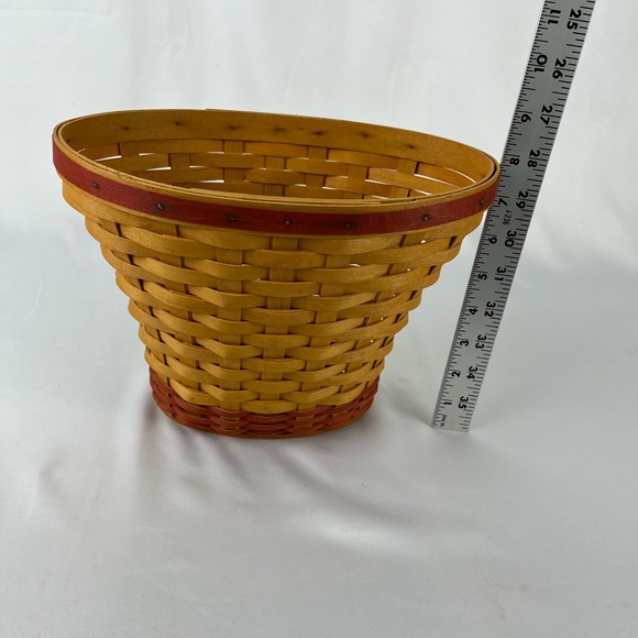 Longaberger Geranium Basket 2002 May Series Maple mid-tone wood with red accents - Picture 11 of 13